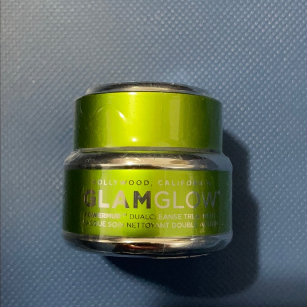GlamGlow powermud dual cleanse treatment